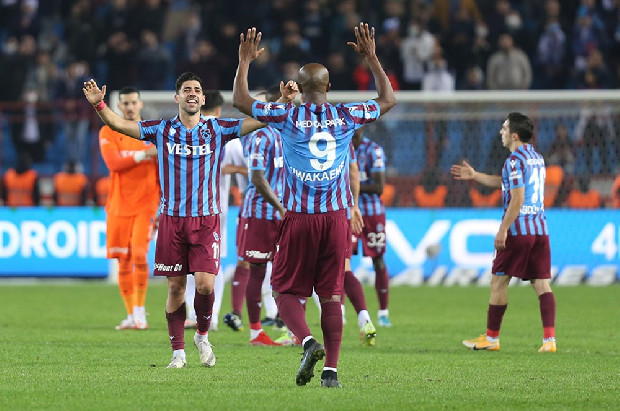 UEFA tüm zamanların en iyi takımlarını açıklandı!