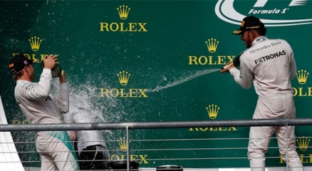Abd Grand Prix’inin Galibi Hamilton!