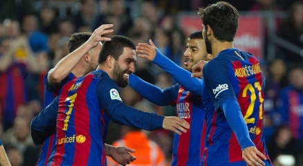 Arda Attı, Barça Turladı!