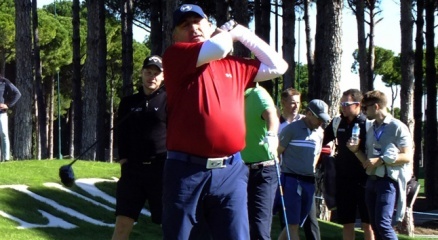 Bakan Çavuşoğlu Golfteki Maharetlerini Sergiledi!