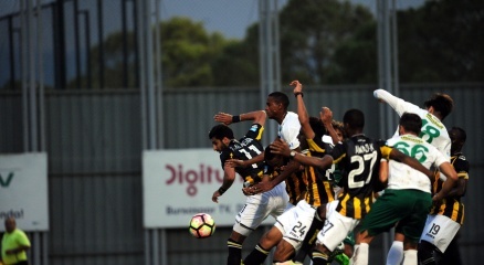 Bursaspor, Arap Ekibini Farklı Mağlup Etti!