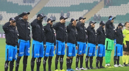 Bursaspor Sahaya çevik Kuvvet Montlarıyla çıktı!