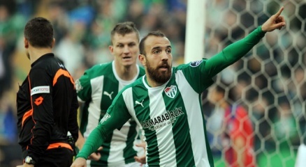 Bursaspor Sercan için Galatasaray ile masada!