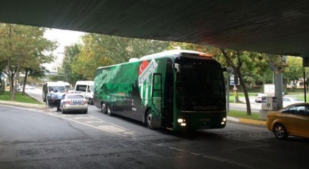 Bursaspor Takım Otobüsü Yolda Kaldı!
