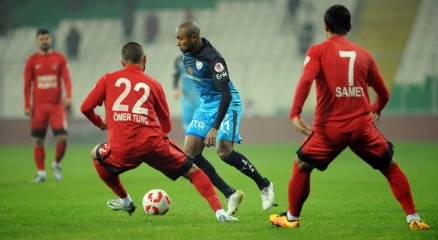 Bursaspor, Ümraniyespor’a Acımadı!