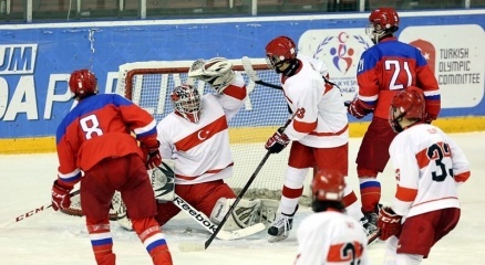 Buz Hokeyinde Rusya’ya 42-0 Mağlup Olduk!