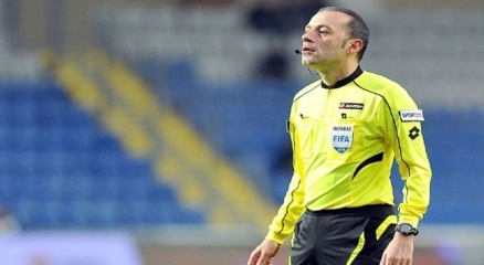 Cüneyt Çakır Euro 2016’da!