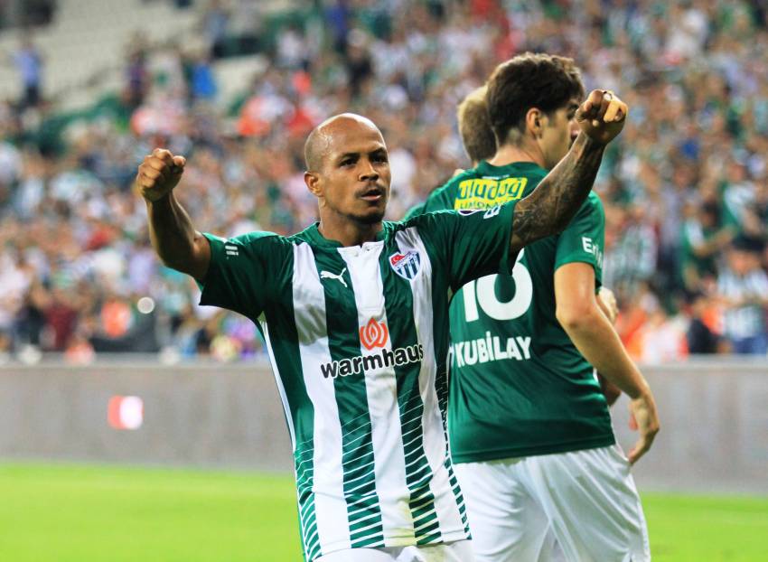 Del Valle “Bursaspor’da kalmak istiyorum”