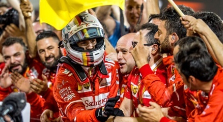 F1 Bahreyn Grand Prix 2017de Birinci Sebastian Vettel