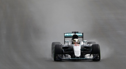 Formula 1 Avusturya Grand Prix’de Kazanan Lewis Hamilton Oldu!