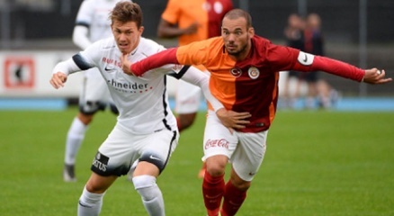 Galatasaray, Ilk Hazırlık Maçından Beraberlikle Ayrıldı!
