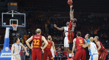 Galatasaray, İtalyan temsilcisini farklı yendi!!