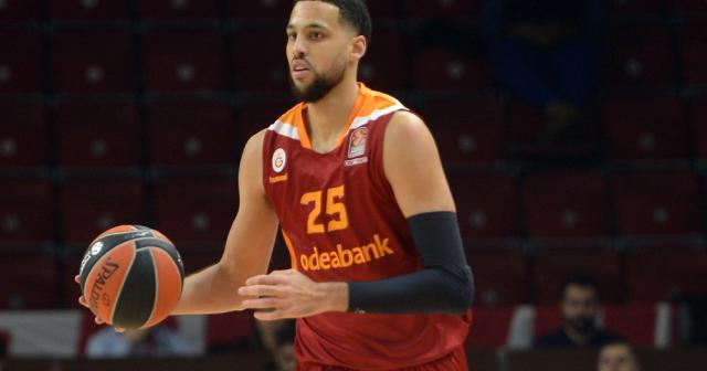 Galatasaray Odeabank’ta yaprak dökümü sürüyor