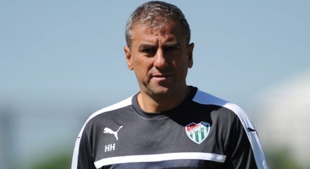 Hamzaoğlu: ‘Bursaspor Doğru Bir Modele Değer Veriyor’!