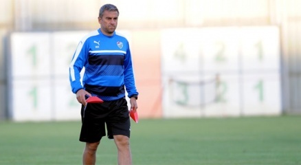 Hamzaoğlu: ‘Fenerbahçe’yi Göz Ardı Edemeyiz’!