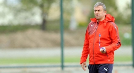 Hamzaoğlu, Arena’dan 12 Puan çıkardı!