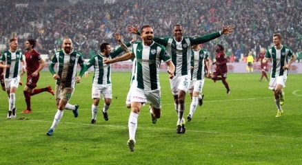 Hedef Vodafone Arena’da Timsah Yürüyüşü!