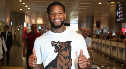 Jeremain Lens Formayı Giydi!