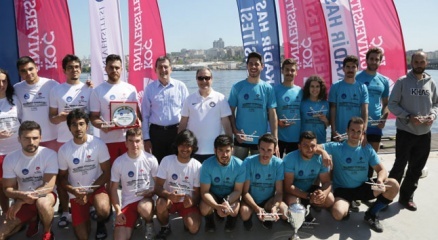 Kürekte 5. Haliç Dostluk Kupası Kadir Has Üniversitesi’nin!