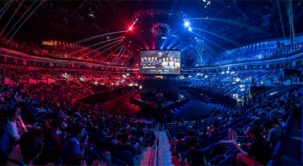 League Of Legends Türkiye Finaline 12 Bin Kişilik Dev Katılım!
