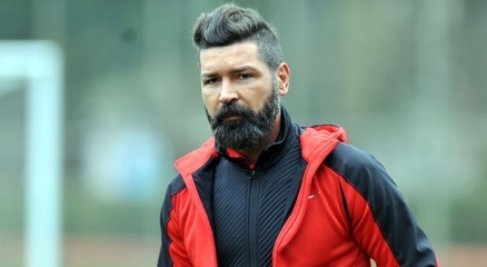 Mersin İdmanyurdu’nda teknik direktör Hakan Kutlu istifa etti!