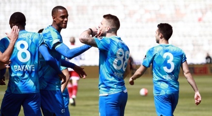 Timsah Kazanmayı Bildi!