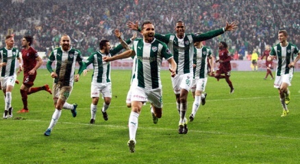 Vodafone Arena’da Timsah Yürüyüşü!