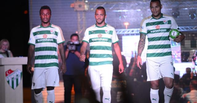 Bursaspor’un yeni sezon formaları görücüye çıktı