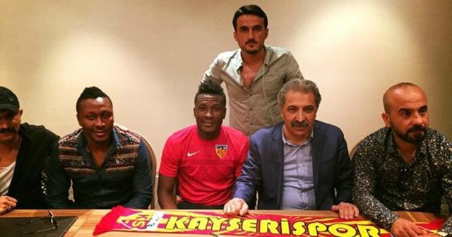Yıldız golcü imzayı attı