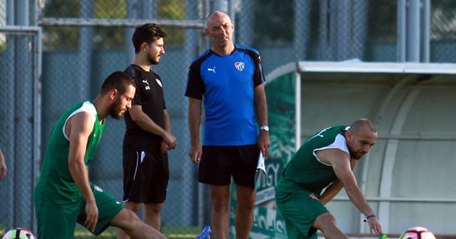 Yönetim Fernandez için Le Guen’in onayını bekliyor