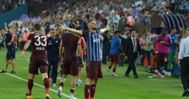 Kral tahtı geri almayı hedefliyor