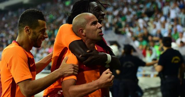 Linnes ve Feghouli ilk 11’de