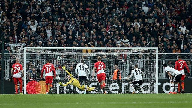 Beşiktaş Monaco maçı kaç kaç bitti, golleri kim attı (1 kasım 2017)