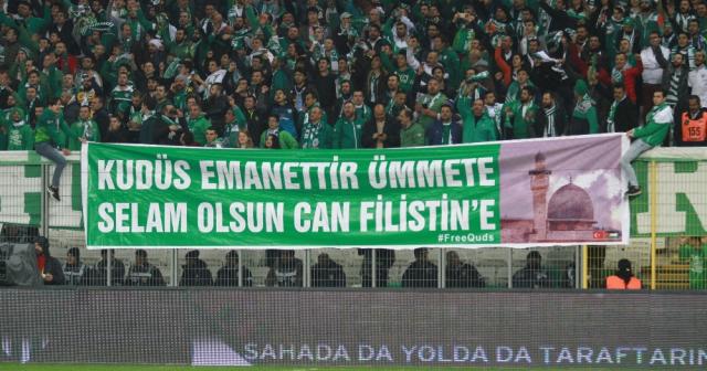 Bursa’da tribünlerden Kudüs tepkisi