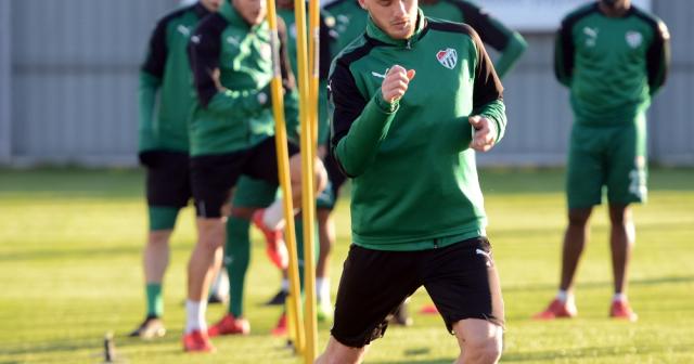 Bursaspor, Fenerbahçe sınavına hazır