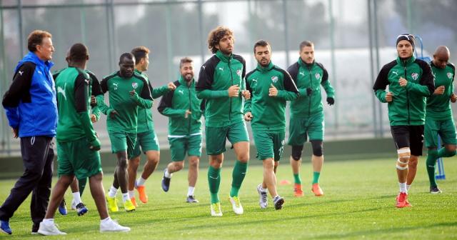 Fenerbahçe mesaisi başladı