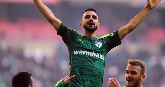Trabzonspor, Aziz Behich için nabız yokluyor