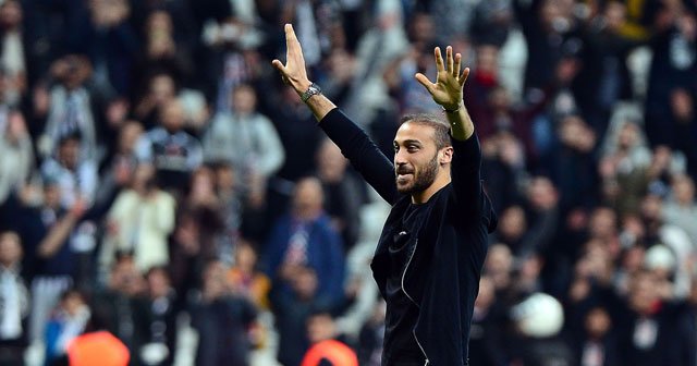 Cenk Tosun'a tebrik ve destek mesajları yağdı