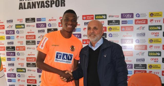 Alanyaspor, Fofana ile sözleşme yeniledi