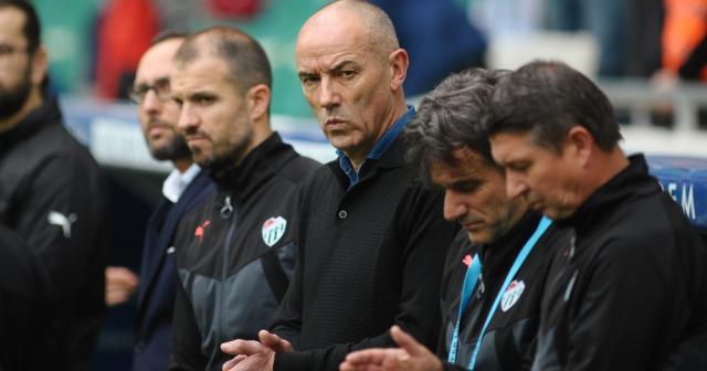 Le Guen eleştiri oklarının hedefinde