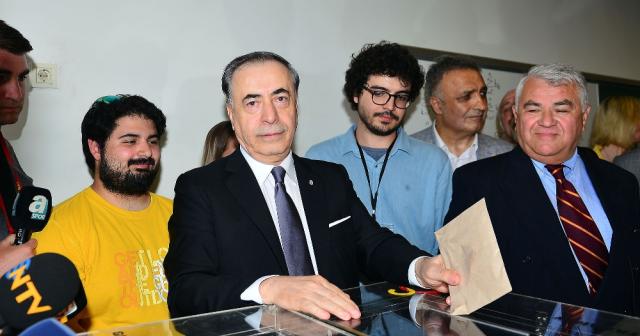 Mustafa Cengiz tebrikleri kabul etti