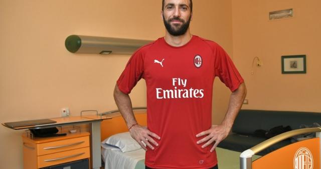Higuain resmen Milan’da