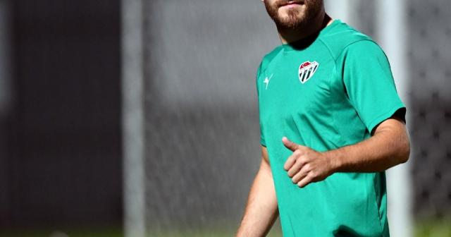 Tunay Torun, Bursaspor’daki ilk antrenmanına çıktı