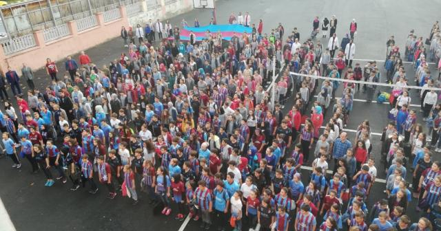 Trabzon’da bir okulda maç günü