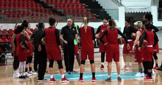 A Milli Kadın Basketbol Takımı Belarus maçına kilitlendi