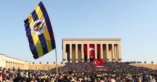 Fenerbahçeliler, Anıtkabir’e akın etti