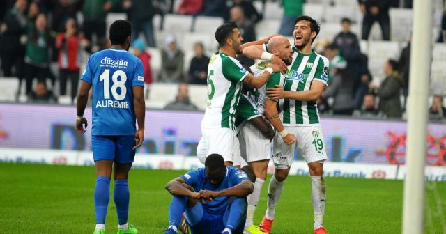 Bursa Erzurum’un serisini bitirdi