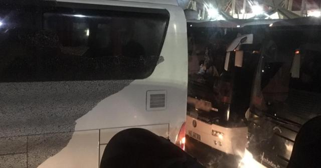 Konyaspor taraftarını taşıyan otobüslere saldırı