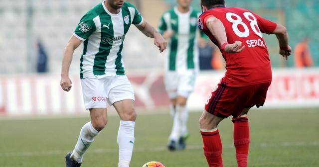 Bursaspor Emre Taşdemir ile yollarını ayırdı