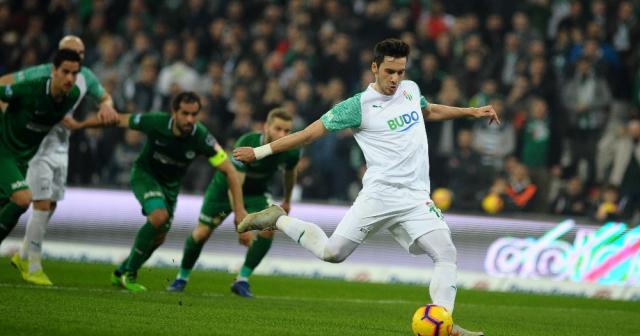 Bursaspor, Atiker Konsayspor ile 0-0 berabere kaldı